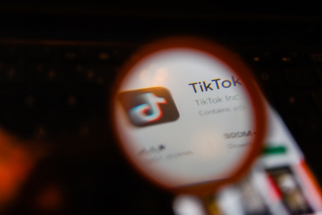 Tiktok dan Pesimisme Proyek Pencerahan