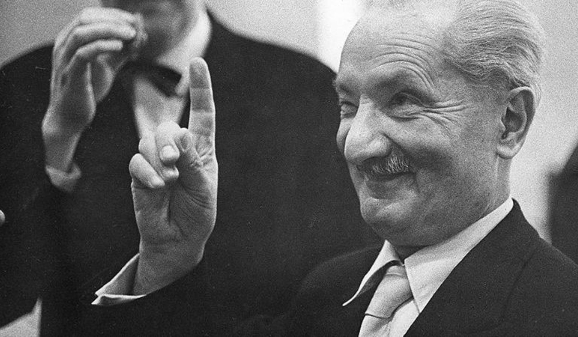 Membaca ulang manusia bersama Descartes dan Heidegger