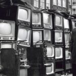 Televisi di Stasiun Kereta di Waterloo